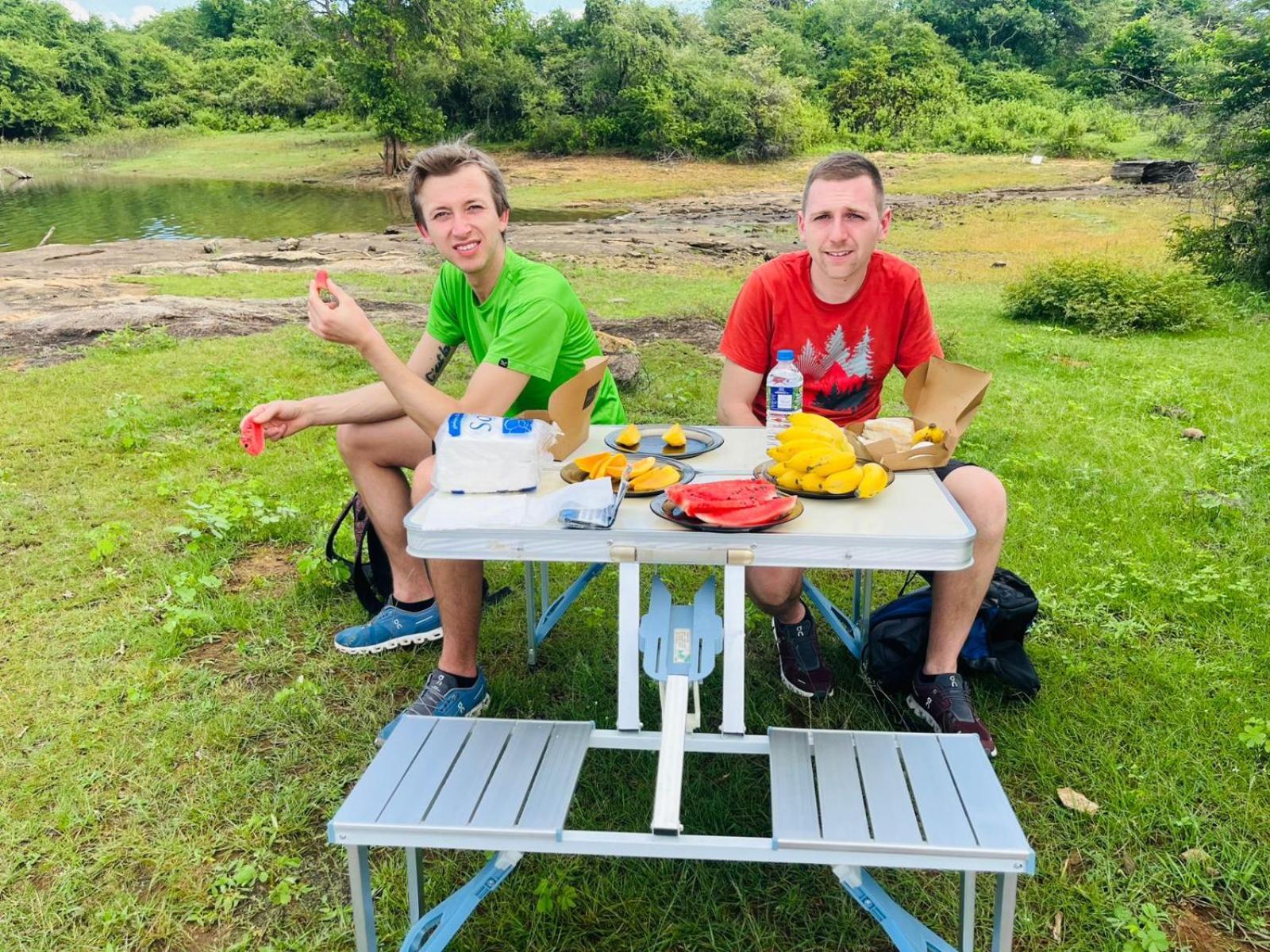 Masiya Safari Service Udawalawe Hotel ภายนอก รูปภาพ